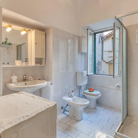 Casa Lilly La Pigna Old Town Hideaway - Happy * Sanremo