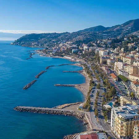 Casa Lilly La Pigna Old Town Hideaway - Happy Lägenhet Sanremo